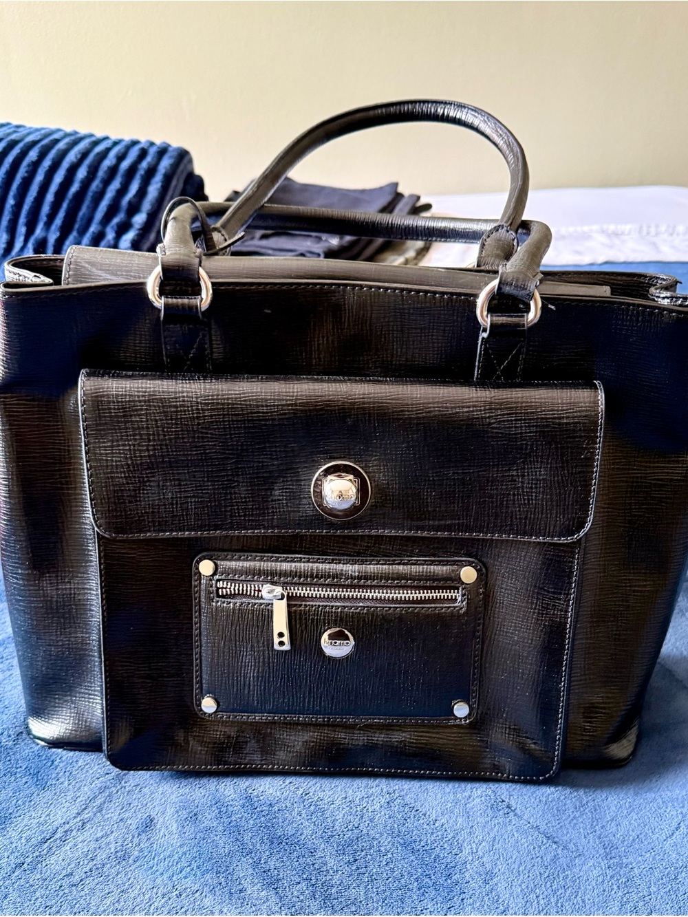 KNOMO Kampala 13 Black Leather Laptop Work Tote Maroon Interior